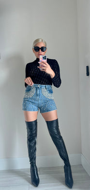 Zamora Short